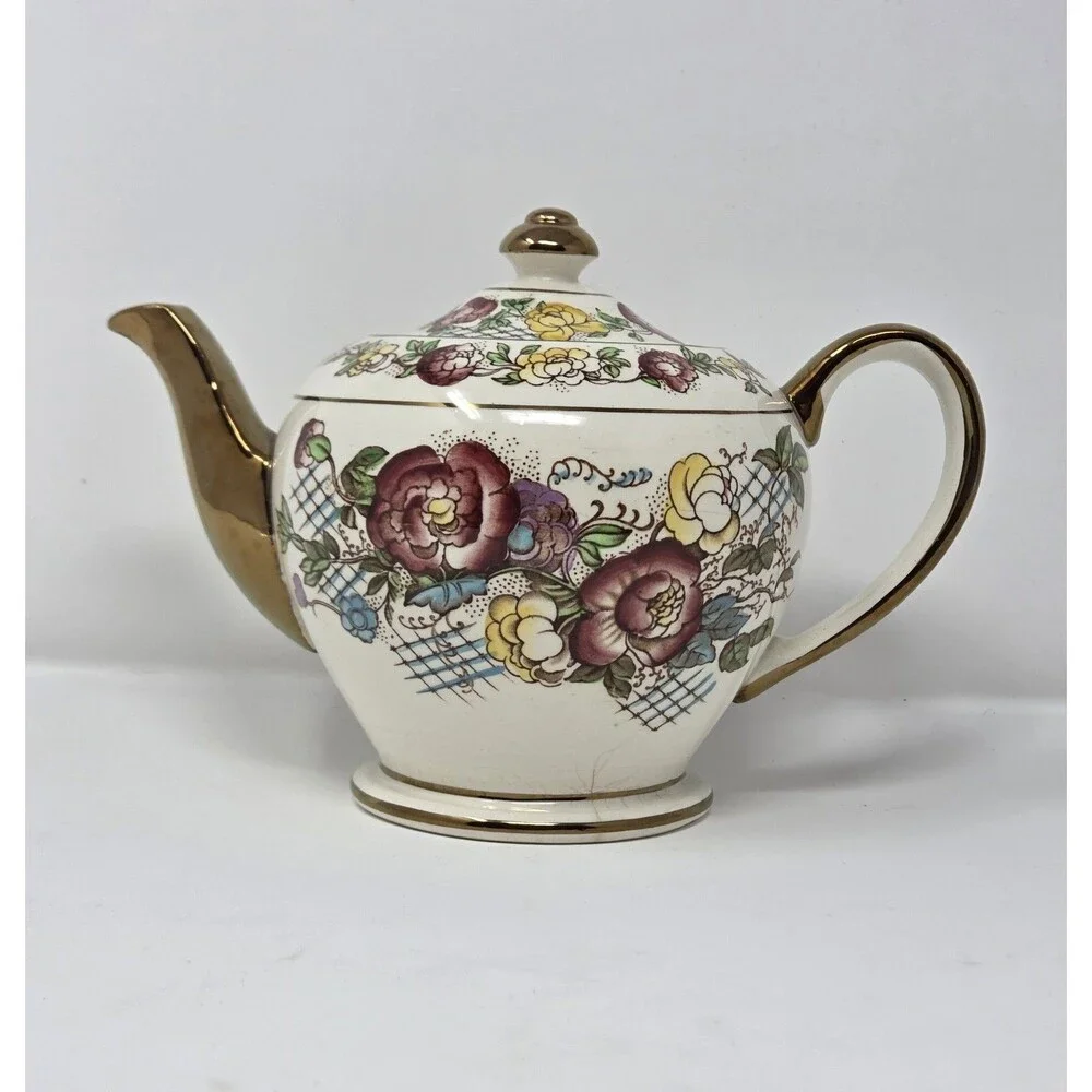 Vintage Sadler Teapot Floral Chintz Gold Gilt Made In England Model 1697‎ E